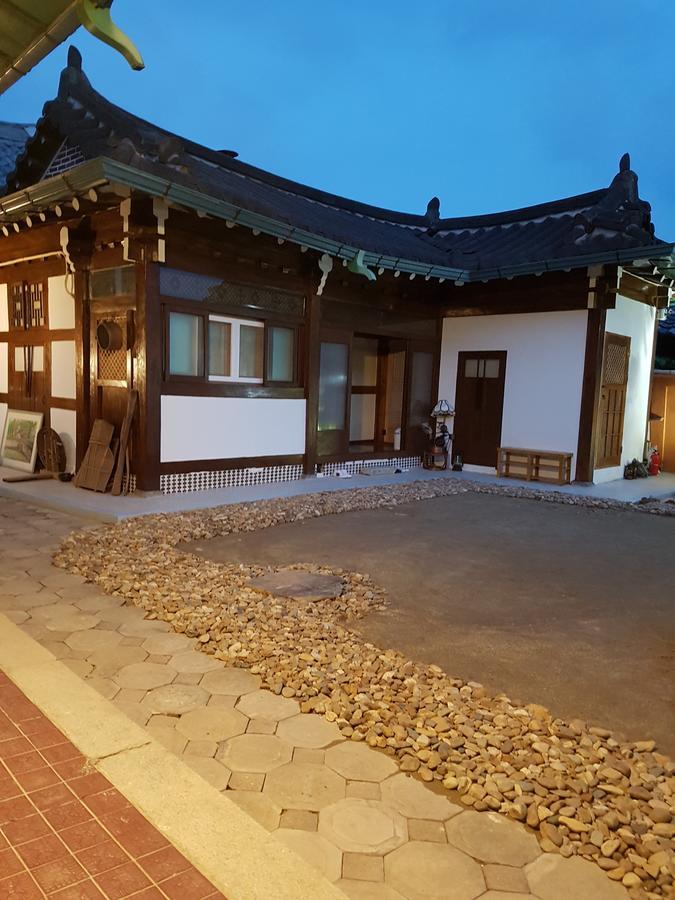 ホテル The Hanok 全州市 エクステリア 写真